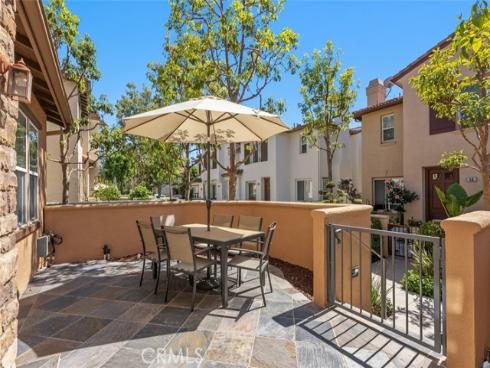 44  Sapphire #106  , Irvine, CA