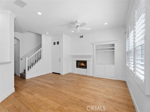 44  Sapphire  , Irvine, CA