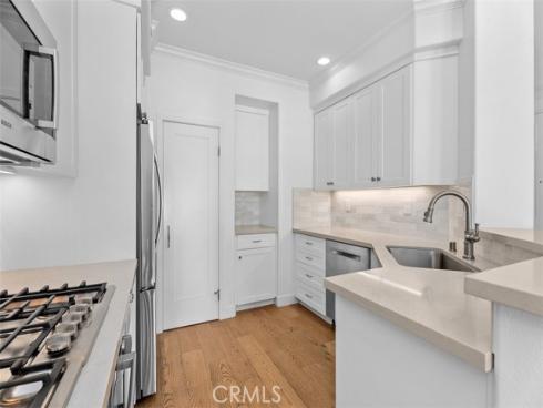 44  Sapphire  , Irvine, CA