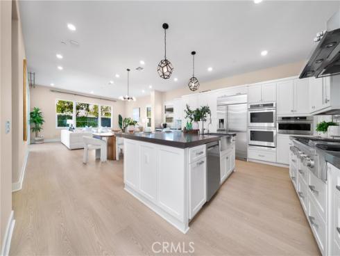 79  Pelican  , Irvine, CA