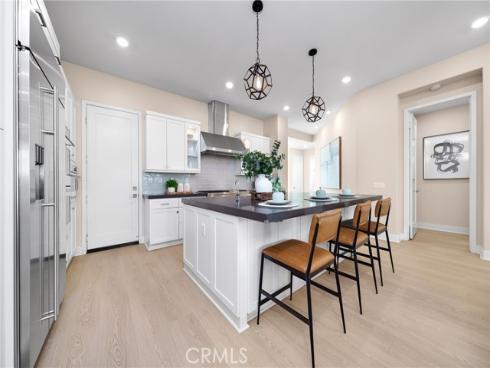 79  Pelican  , Irvine, CA