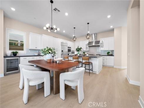 79  Pelican  , Irvine, CA