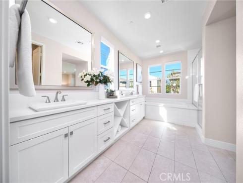 79  Pelican  , Irvine, CA