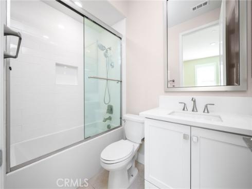 79  Pelican  , Irvine, CA