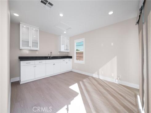 79  Pelican  , Irvine, CA