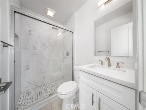 79  Pelican  , Irvine, CA