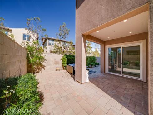 79  Pelican  , Irvine, CA