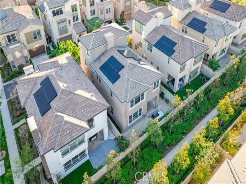 79  Pelican  , Irvine, CA