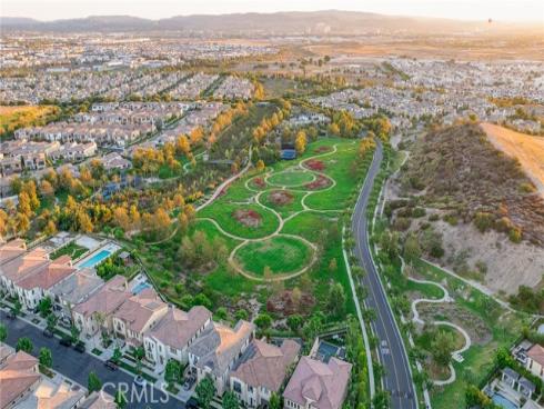 79  Pelican  , Irvine, CA