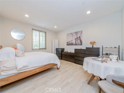 151  Silverado  , Irvine, CA