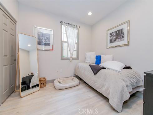 151  Silverado  , Irvine, CA