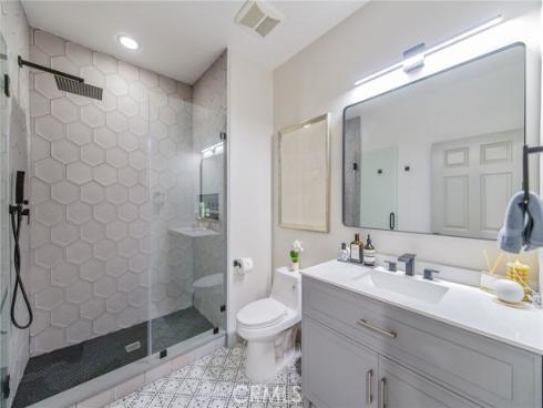 151  Silverado  , Irvine, CA