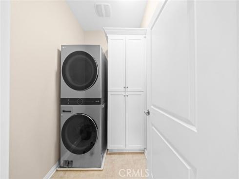 107  Overbrook  , Irvine, CA