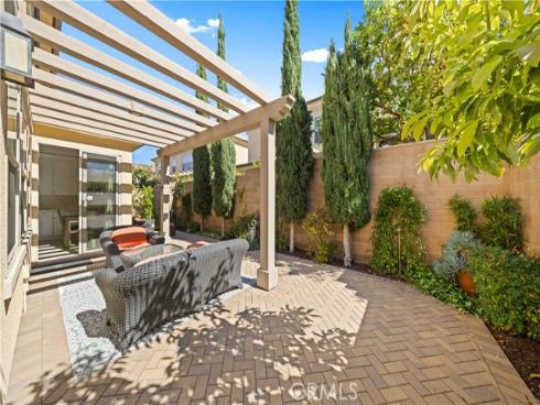 107  Overbrook  , Irvine, CA