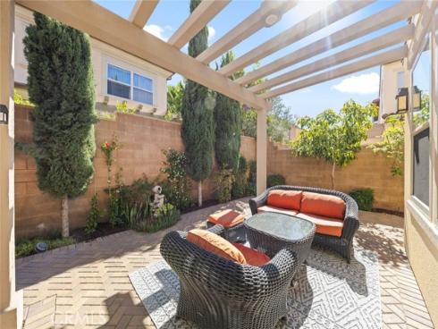 107  Overbrook  , Irvine, CA