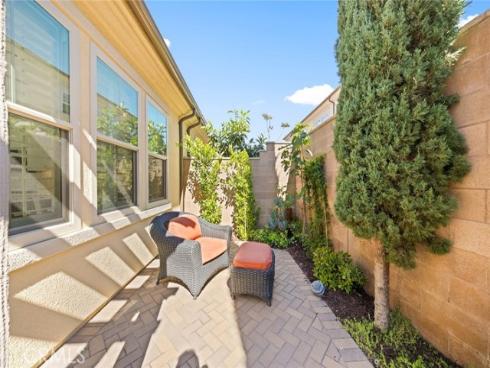 107  Overbrook  , Irvine, CA