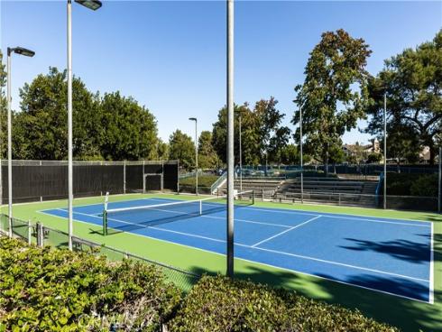 446 Fallingstar , Irvine, CA