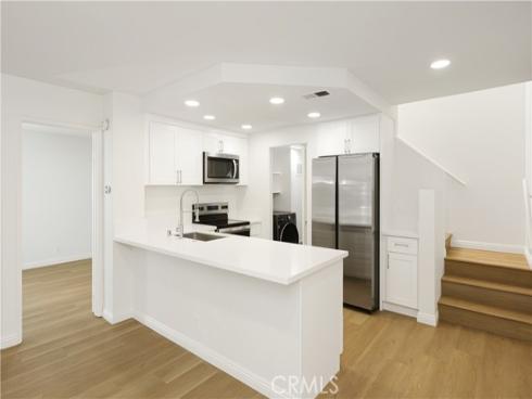 446 Fallingstar , Irvine, CA