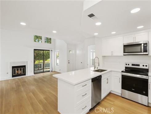 446 Fallingstar , Irvine, CA