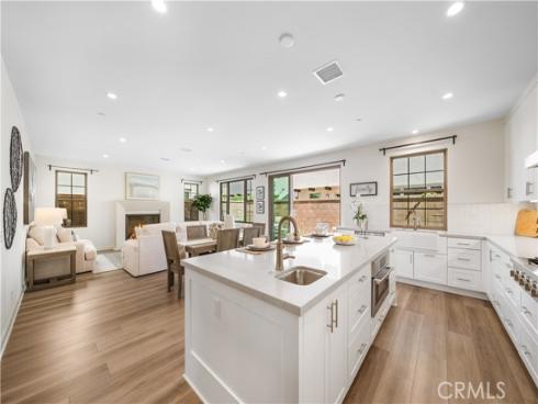 114  Bouquet  , Irvine, CA