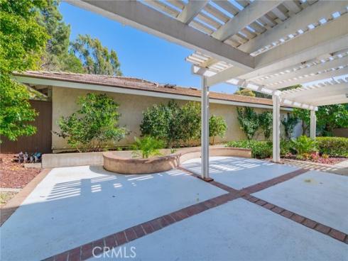 15  Rippling Stream  , Irvine, CA