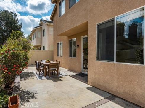 18  Bayfield  , Irvine, CA