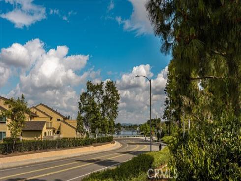 18  Bayfield  , Irvine, CA