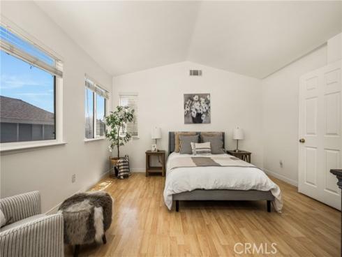 18  Bayfield  , Irvine, CA