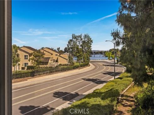 18  Bayfield  , Irvine, CA