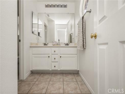 18  Bayfield  , Irvine, CA