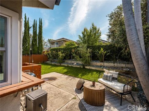 10  Petersburg  , Irvine, CA