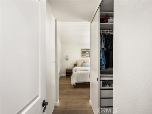 10  Petersburg  , Irvine, CA