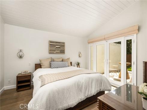 10  Petersburg  , Irvine, CA