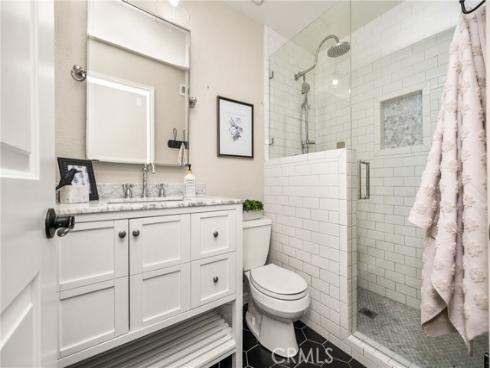 10  Petersburg  , Irvine, CA