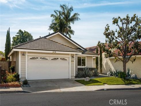 10  Petersburg  , Irvine, CA