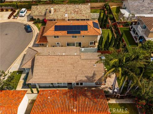 10  Petersburg  , Irvine, CA