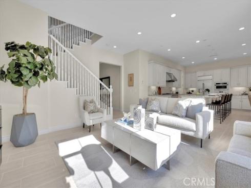 106  Cordial  , Irvine, CA