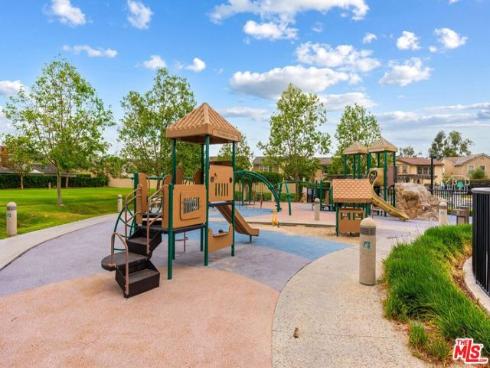 23  Cresthaven  51 , Irvine, CA