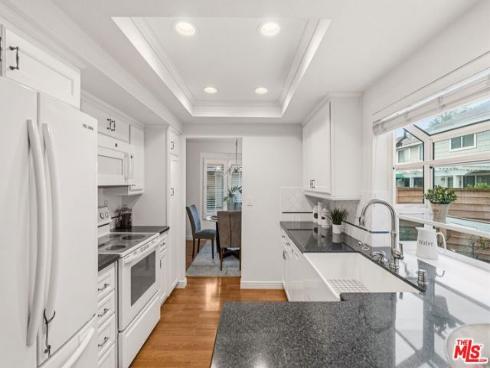 23  Cresthaven  51 , Irvine, CA