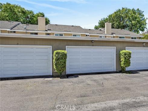 25  Cheyenne  , Irvine, CA