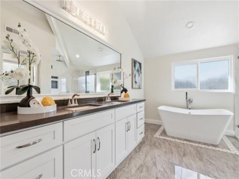 28  Starlight  , Irvine, CA