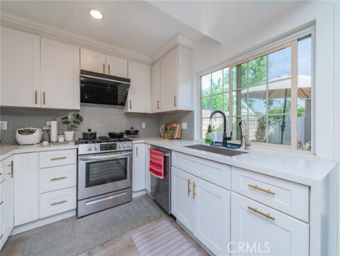 8  Deodar  , Irvine, CA