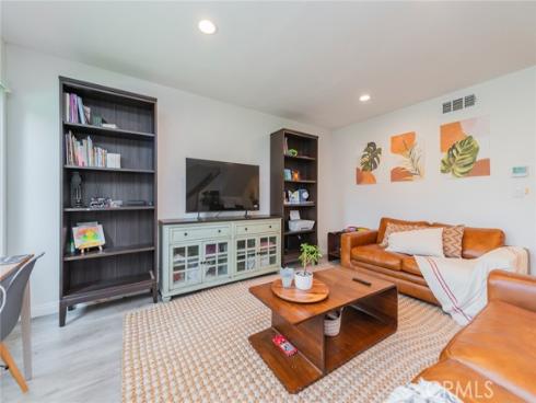 8  Deodar  , Irvine, CA