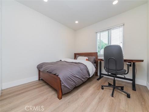47  Fox  , Irvine, CA