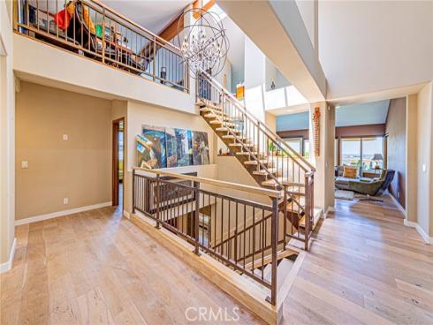 6  Sirius  61 , Irvine, CA