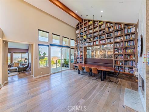 6  Sirius  61 , Irvine, CA