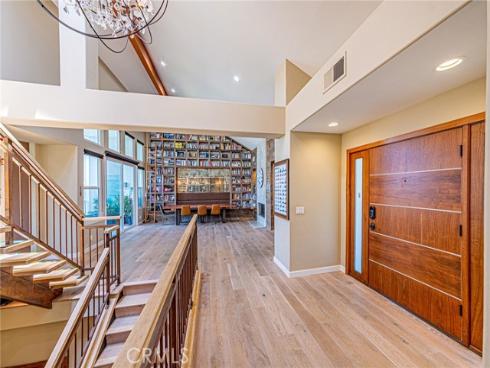 6  Sirius  61 , Irvine, CA