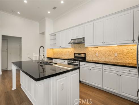 49  Kempton  , Irvine, CA