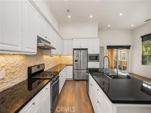 49  Kempton  , Irvine, CA