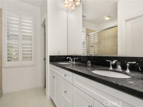 49  Kempton  , Irvine, CA